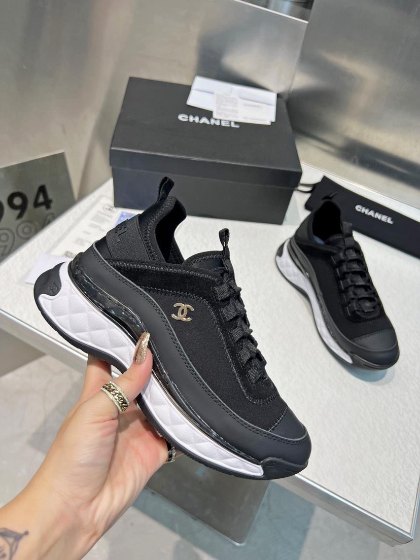 シャネル［Chanel］  19SS スエードエフェクト×メッシュ メタルロゴ スニーカー-ISETAN PRESTIGE CURATED