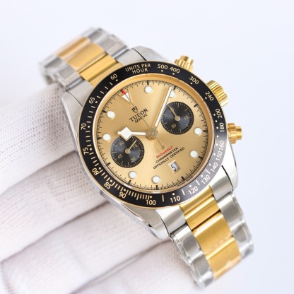 チューダー「Tudor」ブラックベイ クロノ スチール 腕時計41MM