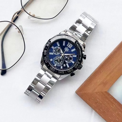 タグ・ホイヤー「TAG Heuer」フォーミュラ1 クロノグラフ クォーツ メンズウォッチ40MM