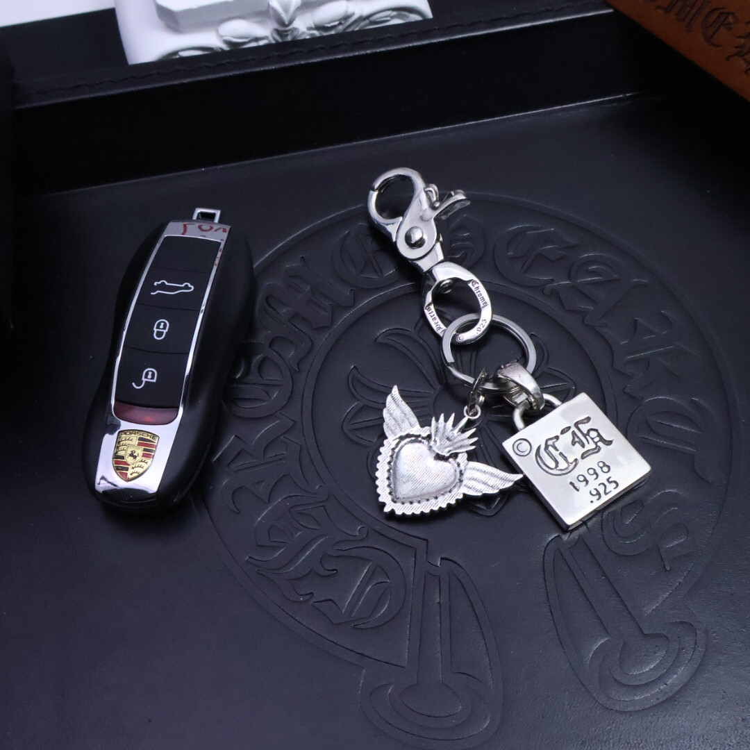 クロムハーツ「Chrome Hearts」キーホルダー＆バッグチャーム - スタイルアイコン