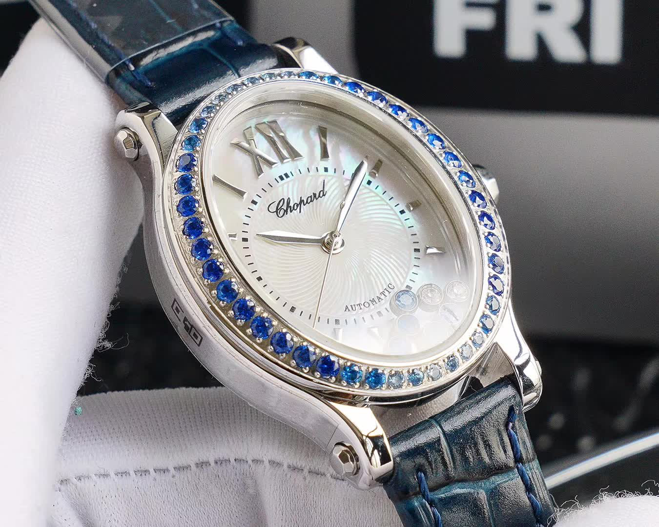 ショパール「Chopard」ハッピースポーツ オーバル メンズウォッチ36MM