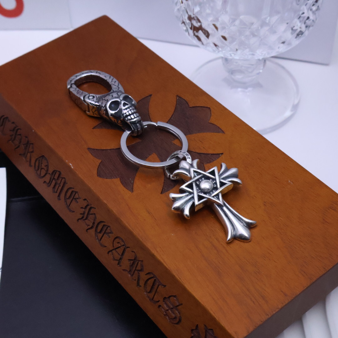 クロムハーツ「Chrome Hearts」キーホルダー＆バッグチャーム - スタイルアイコン