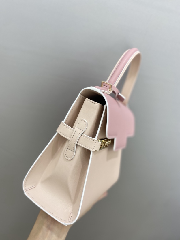 デルヴォー「Delvaux」ピンクハンドバッグ