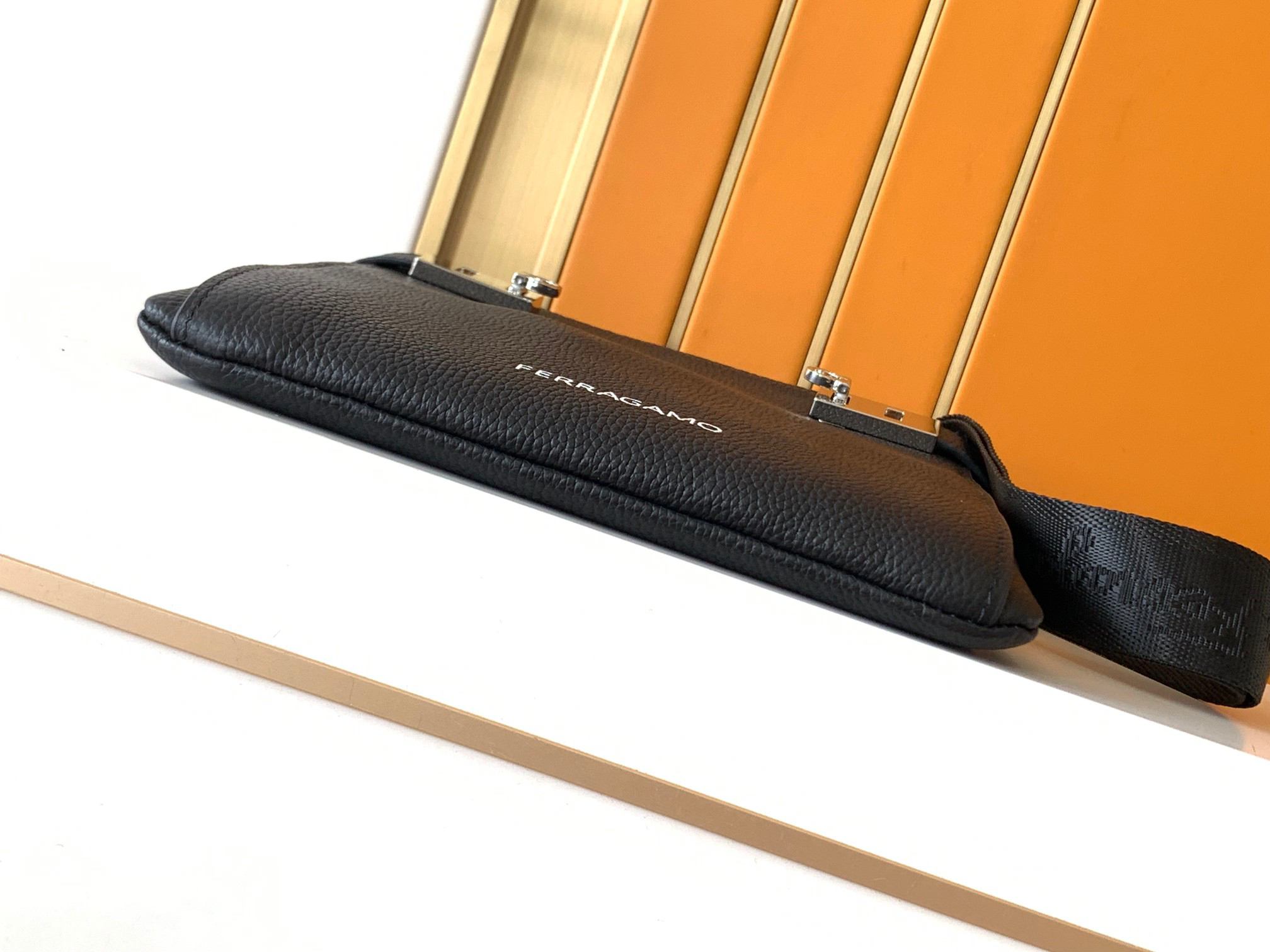 フェラガモ「Ferragamo」サルヴァトーレ フェラガモ サングラス