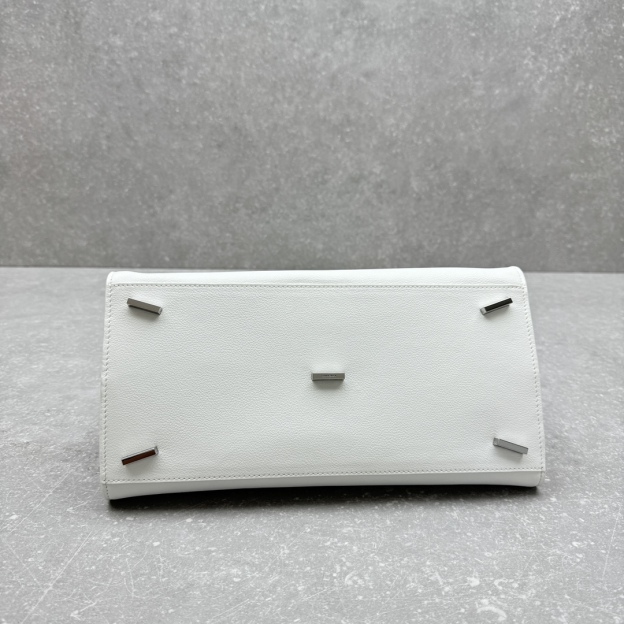 フェラガモ「Ferragamo」小さいジトートバッグ