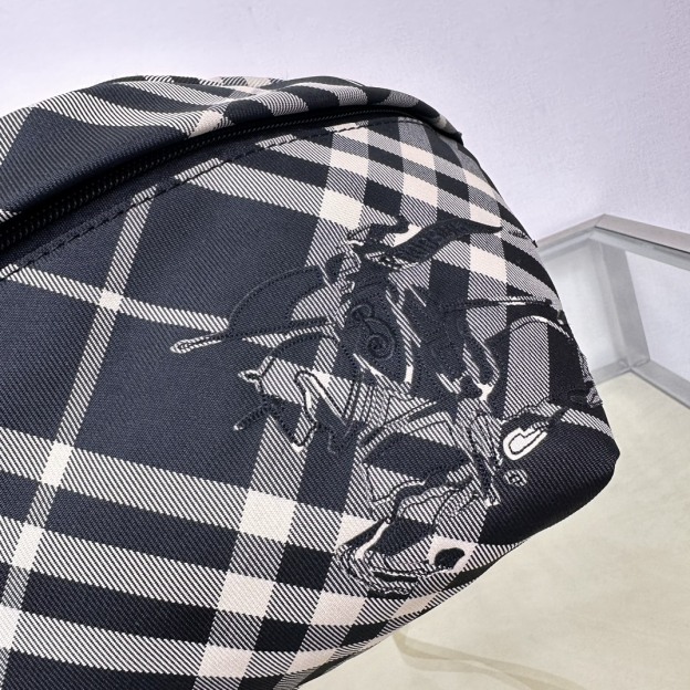 バーバリー「Burberry」ナイト ウェストバッグ