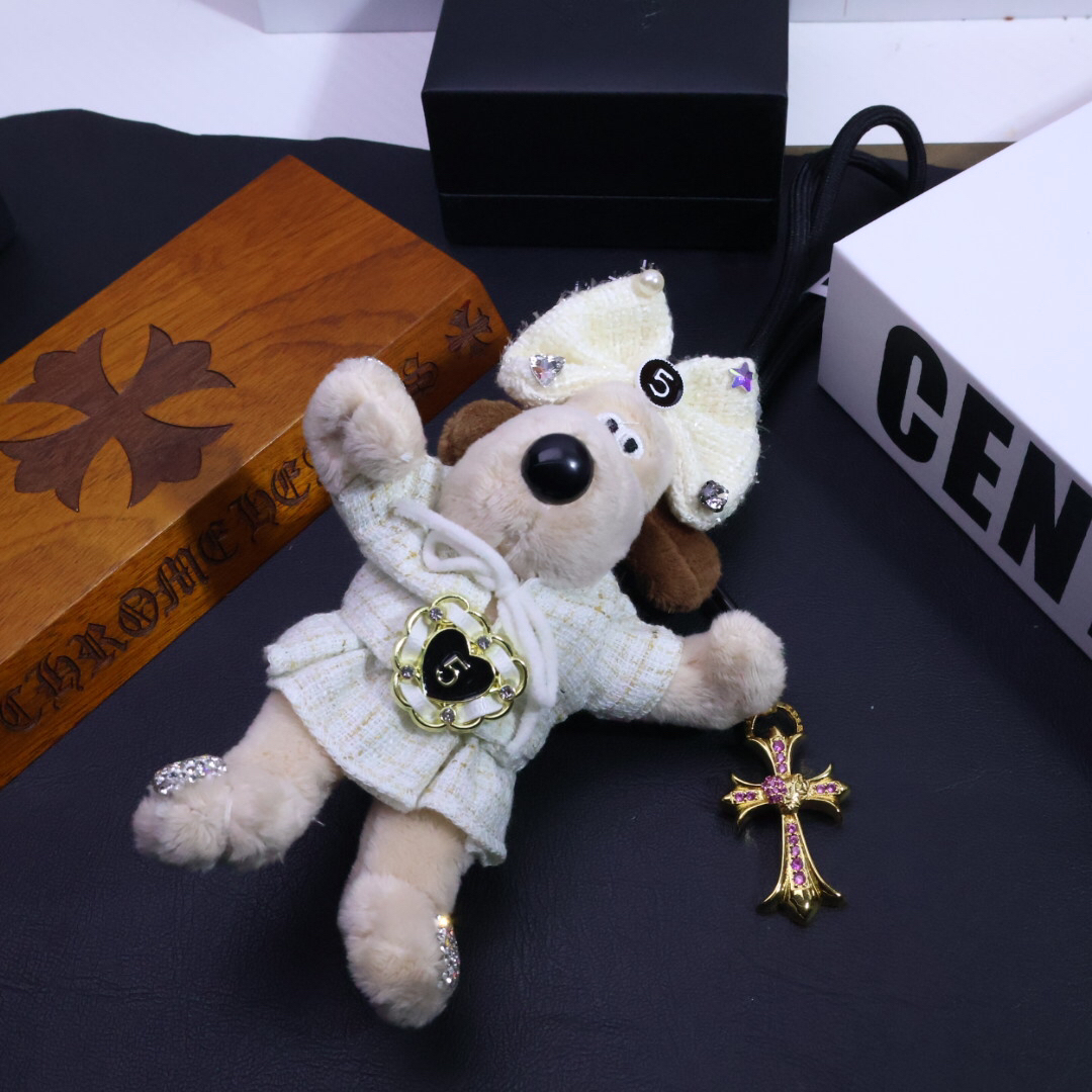 クロムハーツ「Chrome Hearts」バッグチャーム - すべてのトレンドバッグに合わせて、クールでキュートなスタイルを