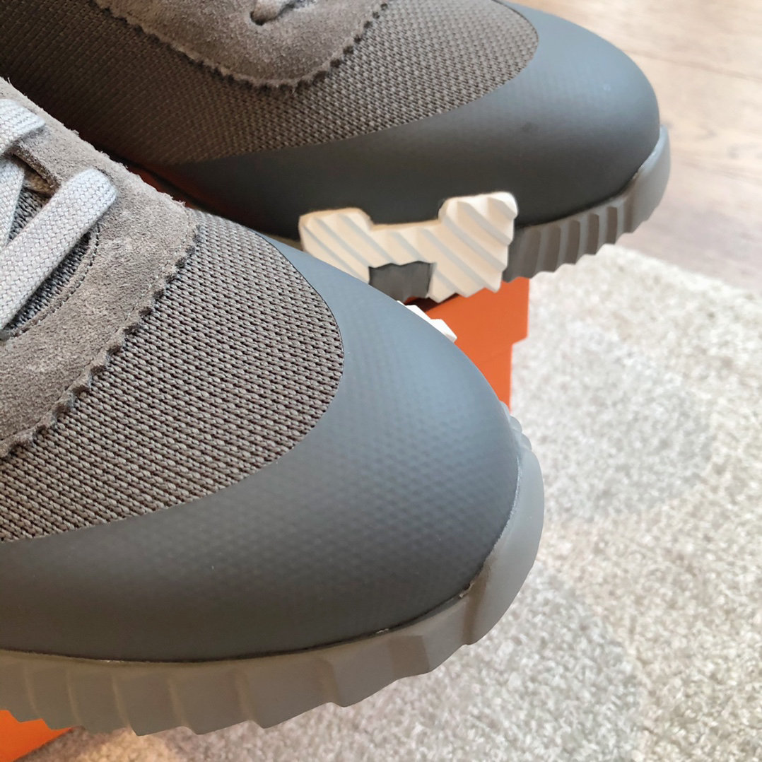 エルメス［Hermès］ルテ スニーカー ペアルック