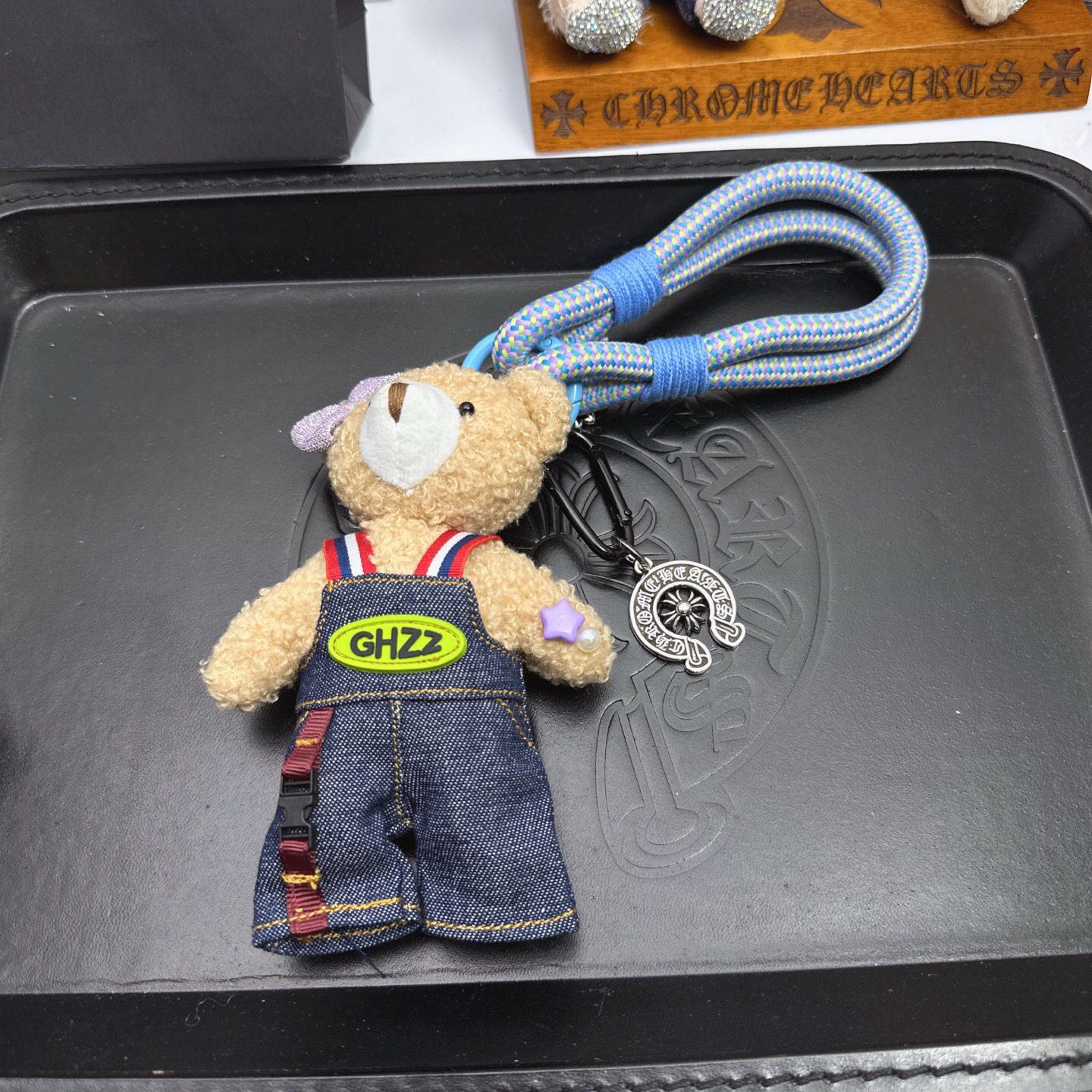 クロムハーツ「Chrome Hearts」バッグチャーム - すべてのトレンドバッグに合わせて、クールでキュートなスタイルを