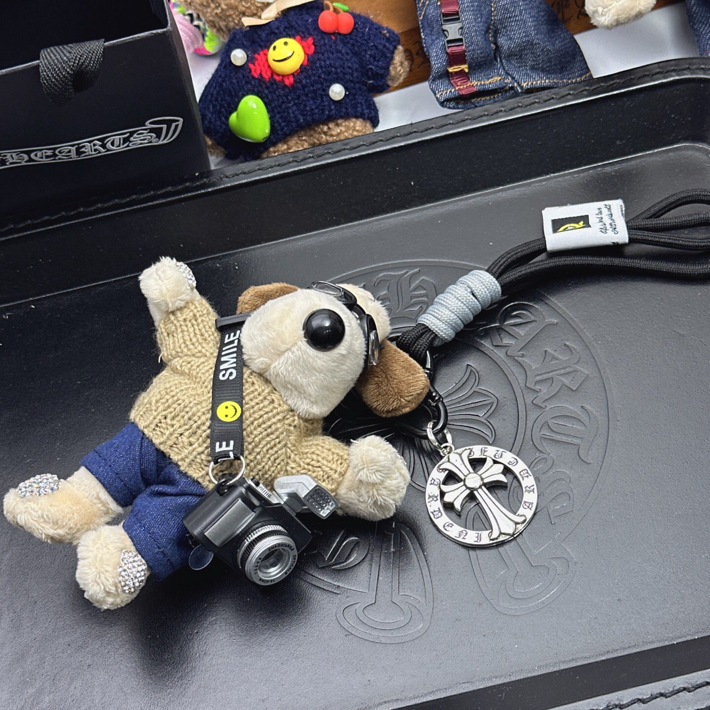 クロムハーツ「Chrome Hearts」バッグチャーム - すべてのトレンドバッグに合わせて、クールでキュートなスタイルを