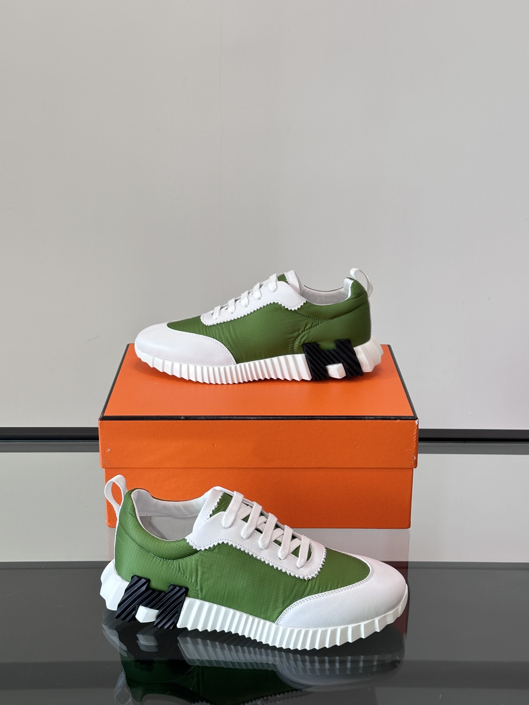 エルメス［Hermès］バウンシング スニーカー