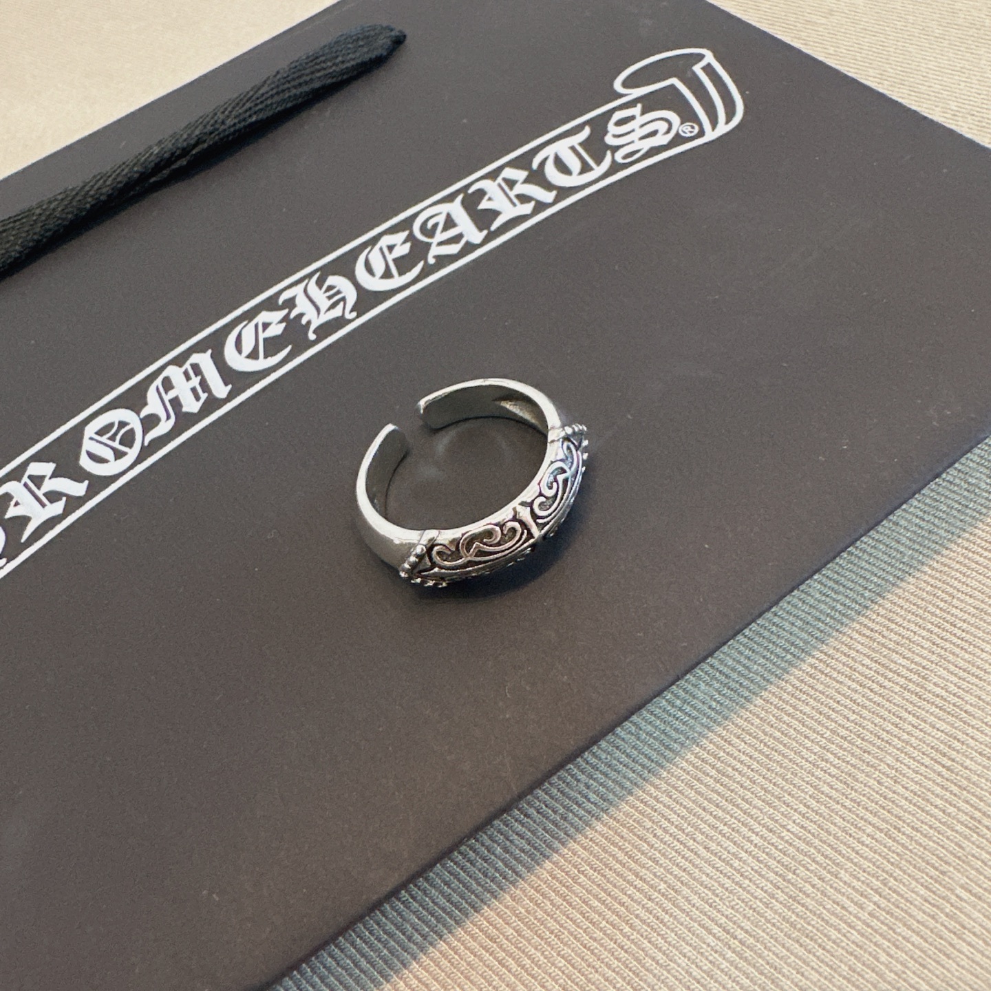 クロムハーツ「Chrome Hearts」クラシックヴィンテージ＆モダンリング - サイズ調整可能