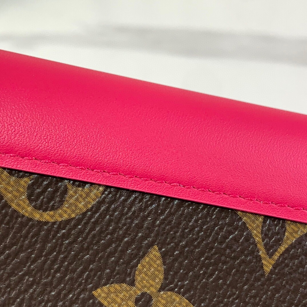 ルイ-ヴィトン(Louis Vuitton) パスポートカバー クーヴェルテュール･パスポール NM