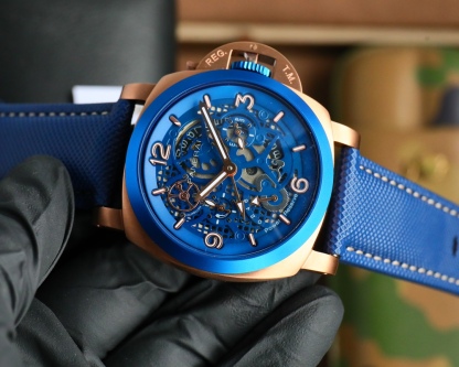 パネライ［Panerai］Luminor Series Curved Coated Sapphire Glass Watch44MM