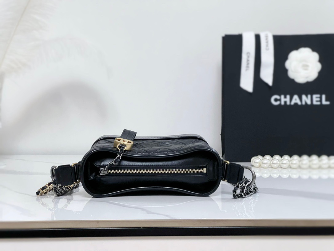 シャネル「Chanel」シャネル ガブリエル バッグ スモール