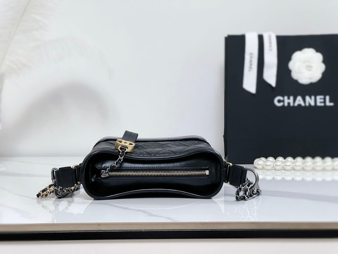 シャネル「Chanel」シャネル ガブリエル バッグ スモール