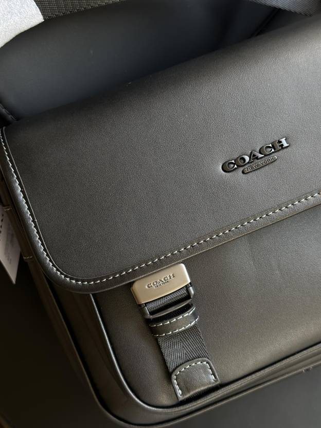 コーチ「Coach」 Racer メンズ メッセンジャーバッグ