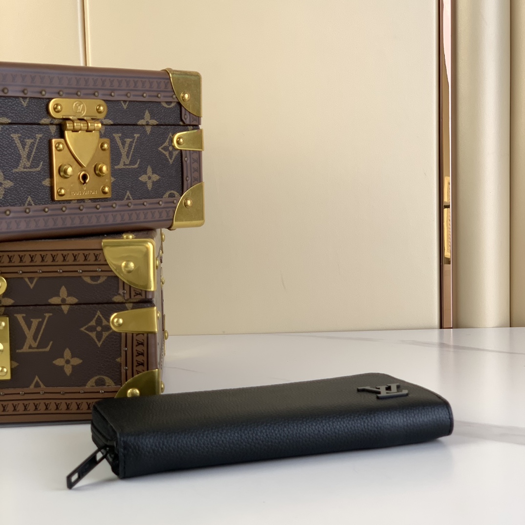 ルイ-ヴィトン(Louis Vuitton) ジッピーウォレット･ホリゾンタル