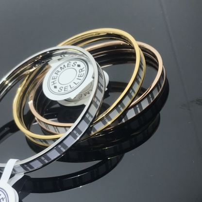 エルメス「Hermès」ミニ クリック エナメル ブレスレット16MM