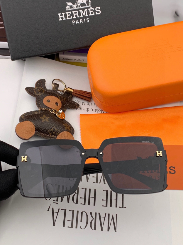 エルメス「Hermès」クラシック オーバーサイズ サングラス