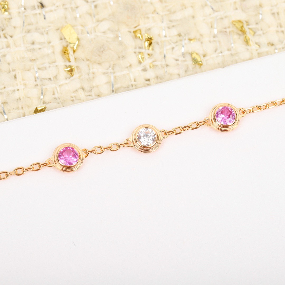 カルティエ「Cartier」トライアングル ダイヤモンド ブレスレット