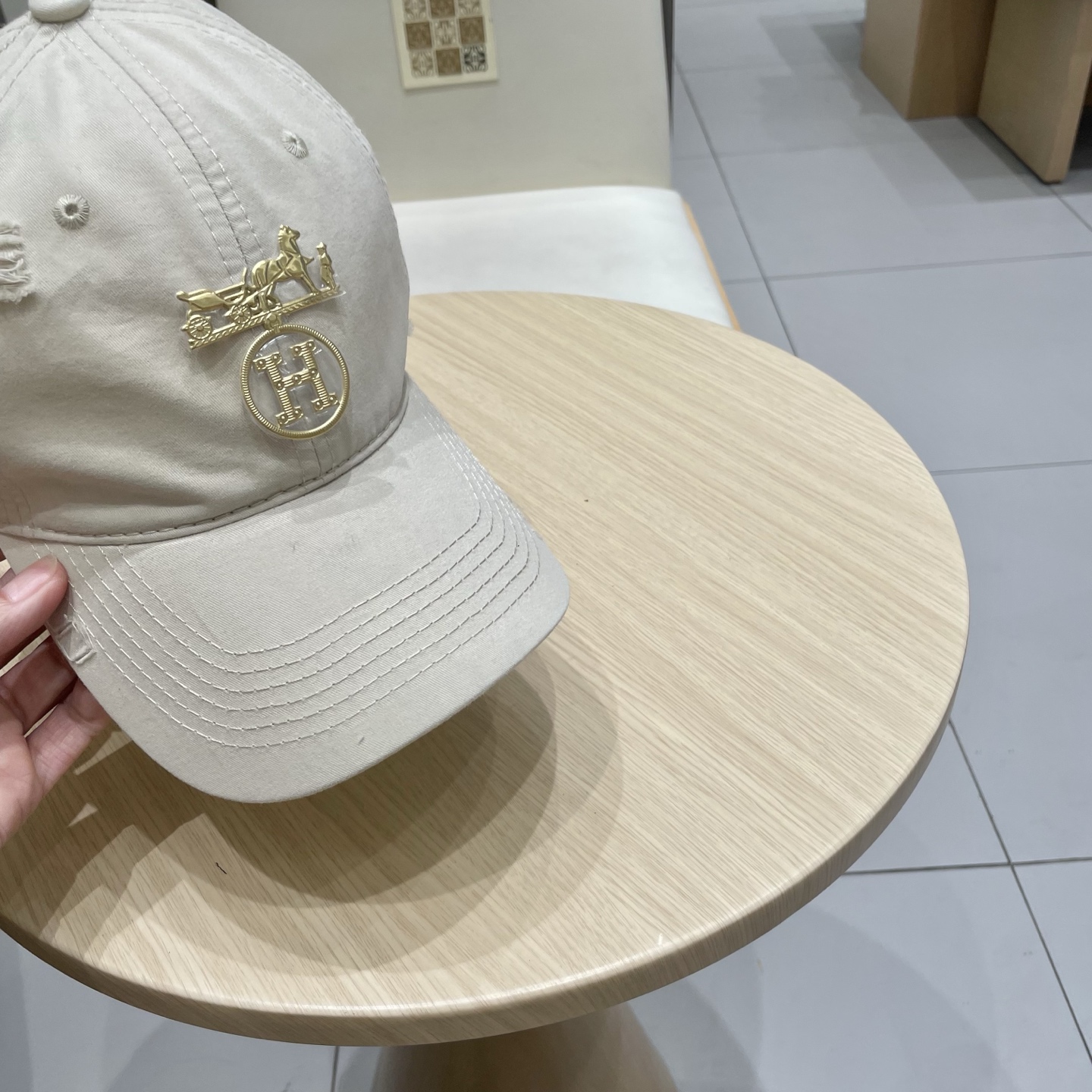 エルメス「Hermès」2025コレクション ベースボールキャップ