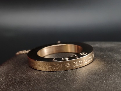 カルティエ「Cartier」ラブ ディスク ダイヤモンド ペンダント ネックレス