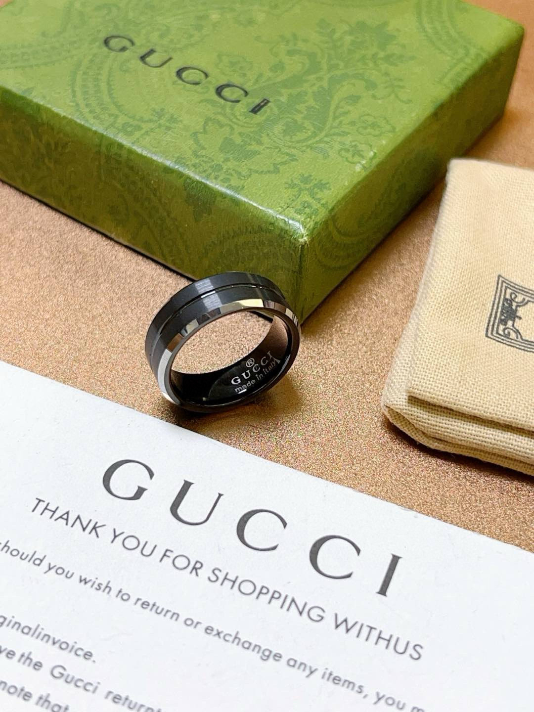 グッチ「Gucci」Anger Forest 双Gリングリング本