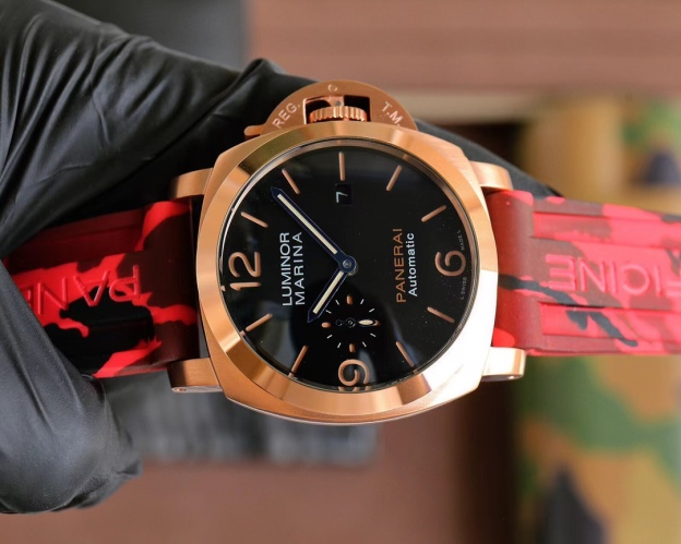 パネライ［Panerai］Luminor 1950 アーチ型コーティングガラス 腕時計用ガラス44MM