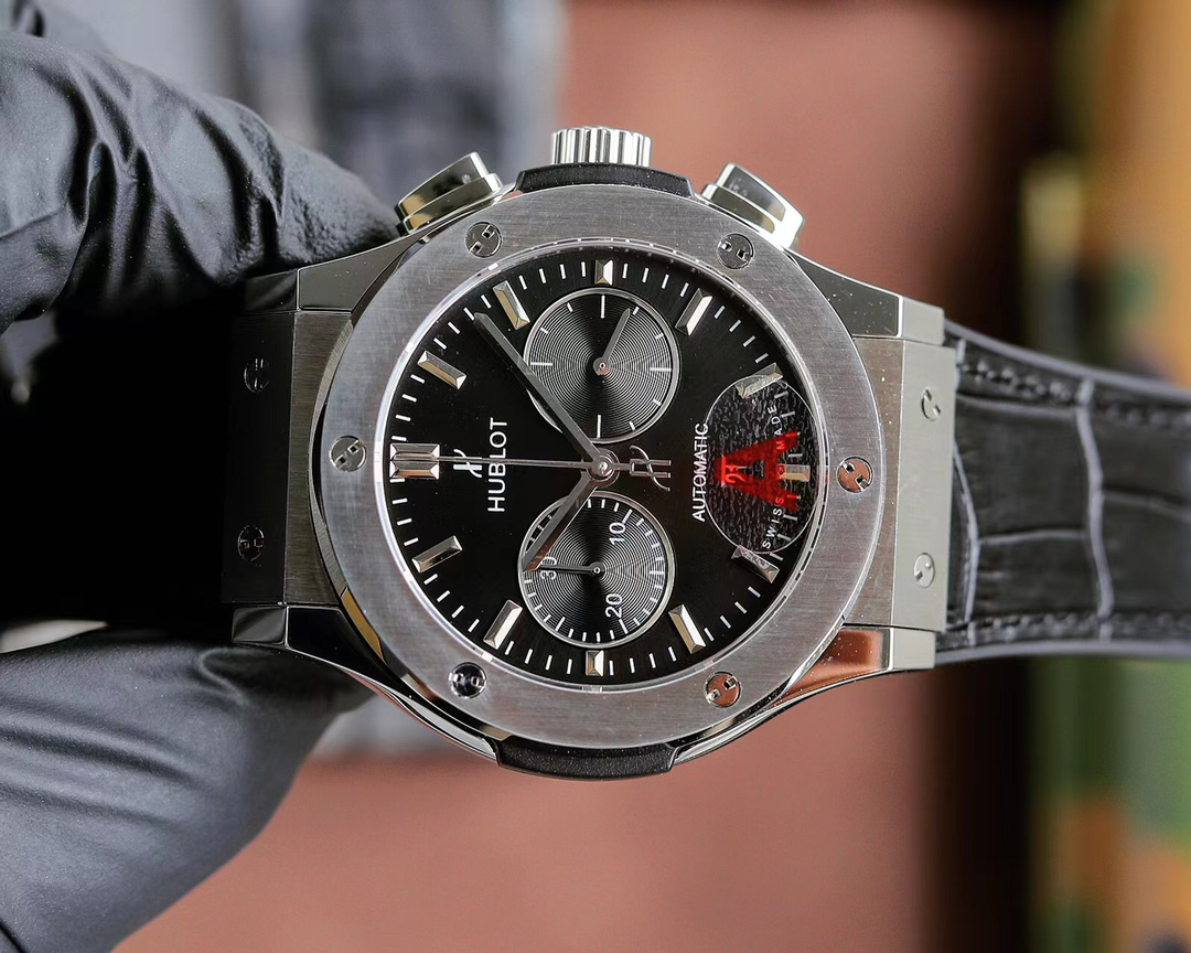 ウブロ「Hublot」クラシック フュージョン クロノグラフ ウォッチ 45mm