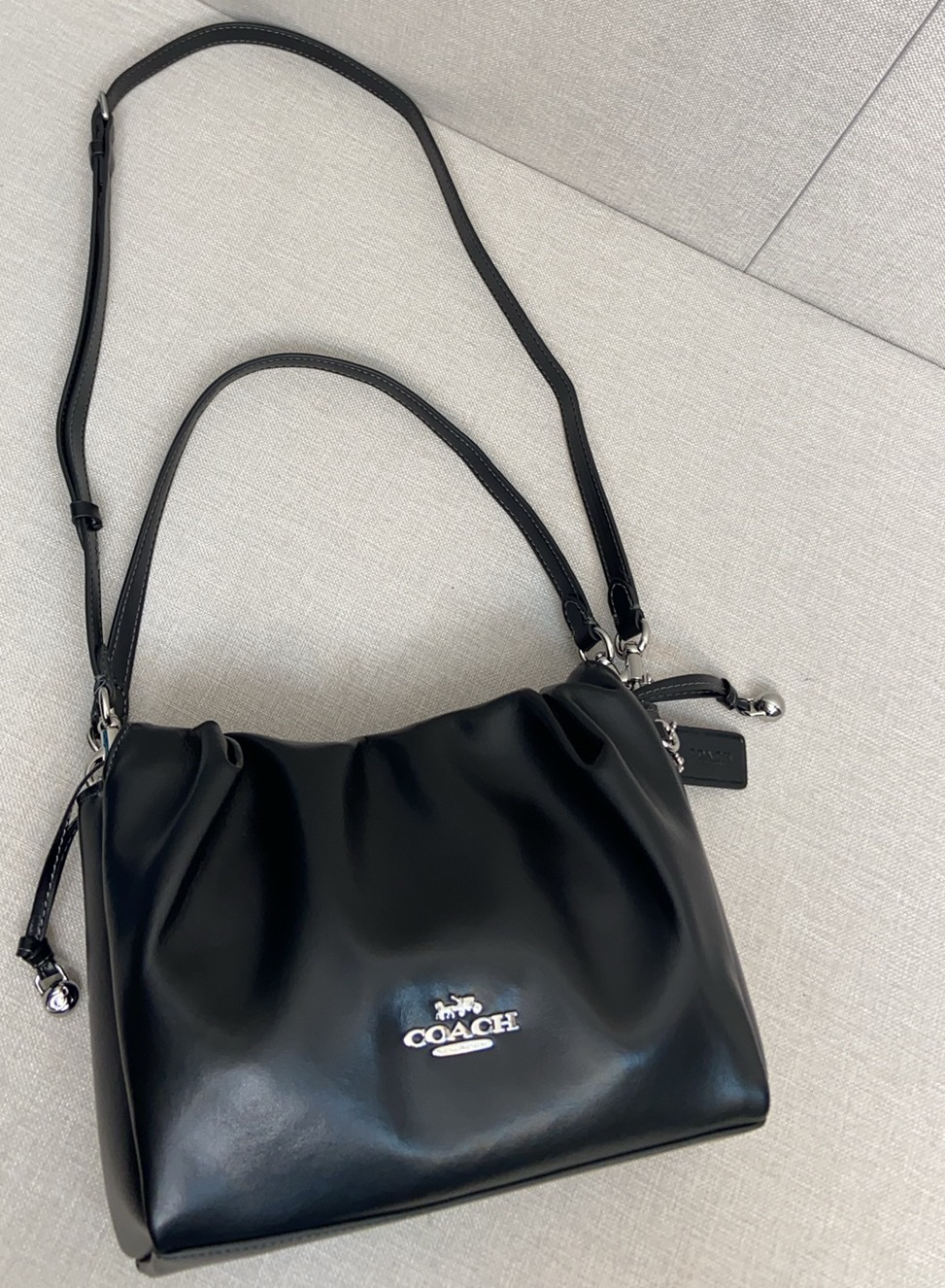 コーチ「Coach」Faye クラウド ショルダーバッグ