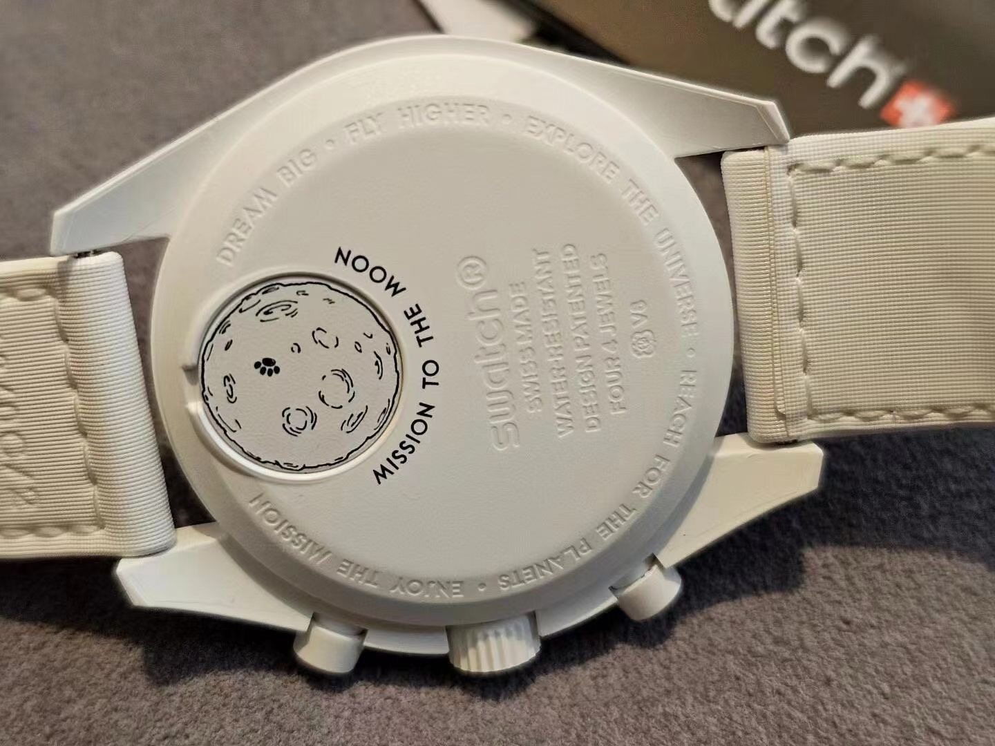 スウォッチ「Swatch」x オメガ「Omega」ミッション・トゥ・ザ・ムーンフェイズ バイオセラミック 腕時計42MM