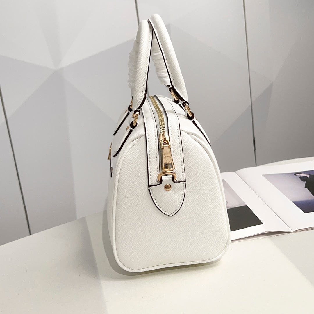 コーチ「Coach」 Rowan ラージサイズ ボストンバッグ