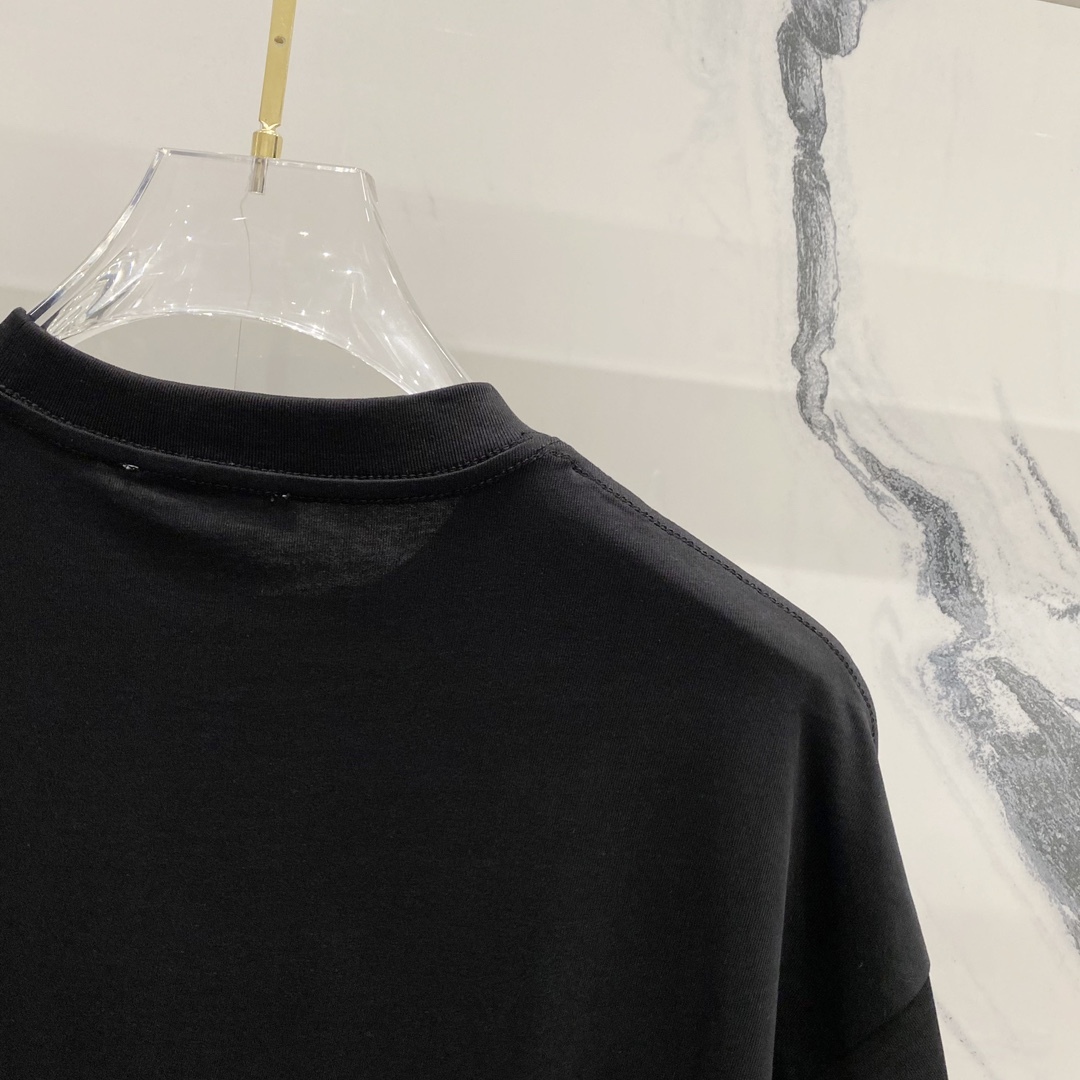 プラダ「Prada」2025SS 260g トライアングルエンブレム Tシャツ