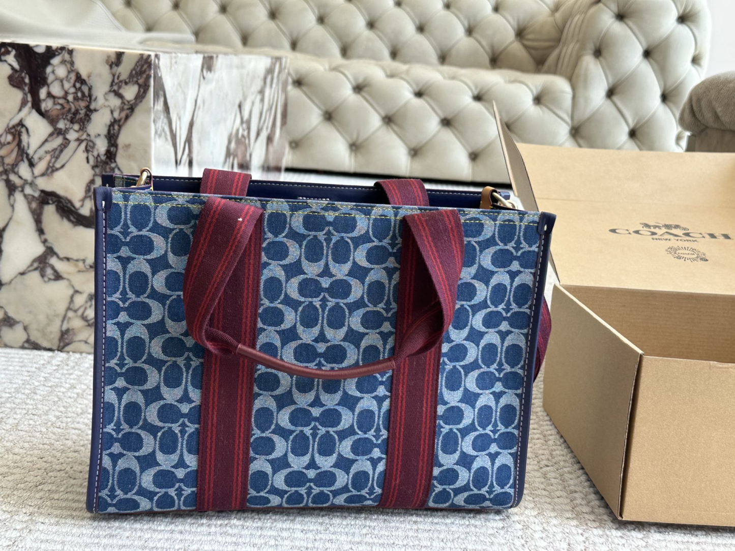 コーチ「Coach」定番ロゴ入りショッピングバッグトートバッグ