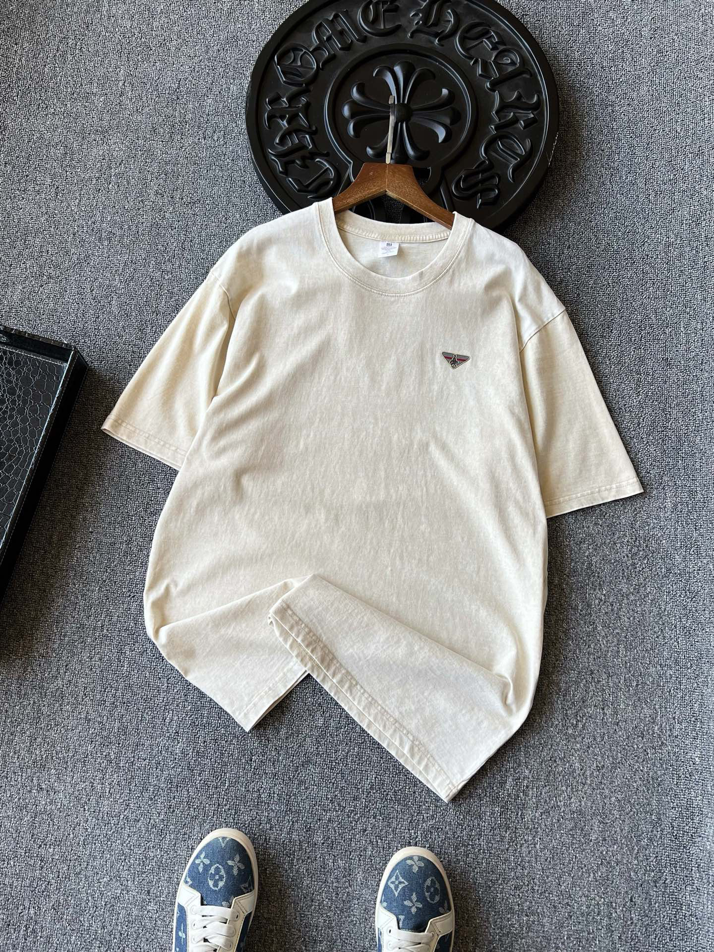 プラダ「Prada」2025SS メンズ リワークドウォッシュド クルーネックTシャツ