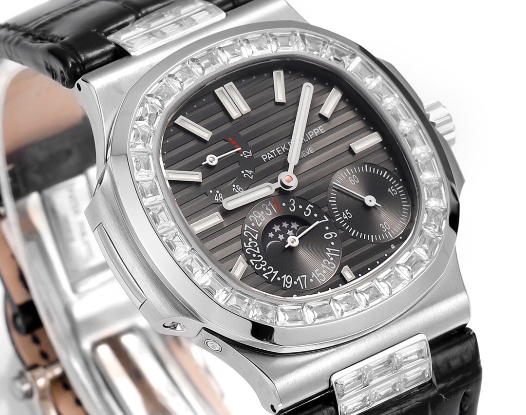 パテック フィリップ「Patek Philippe」「鋼王の王」ウォッチ 5712GR-衝撃的デビュー