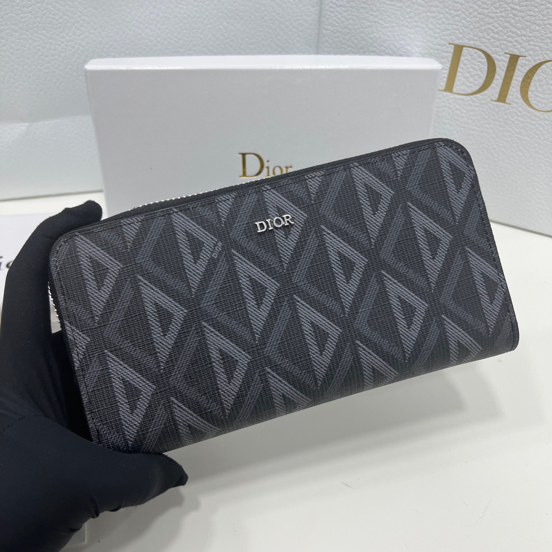 ディオール「Dior」CDダイヤモンド ロングジップウォレット