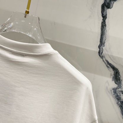 ヴァレンティノ「Valentino」クルーネック 半袖Tシャツ