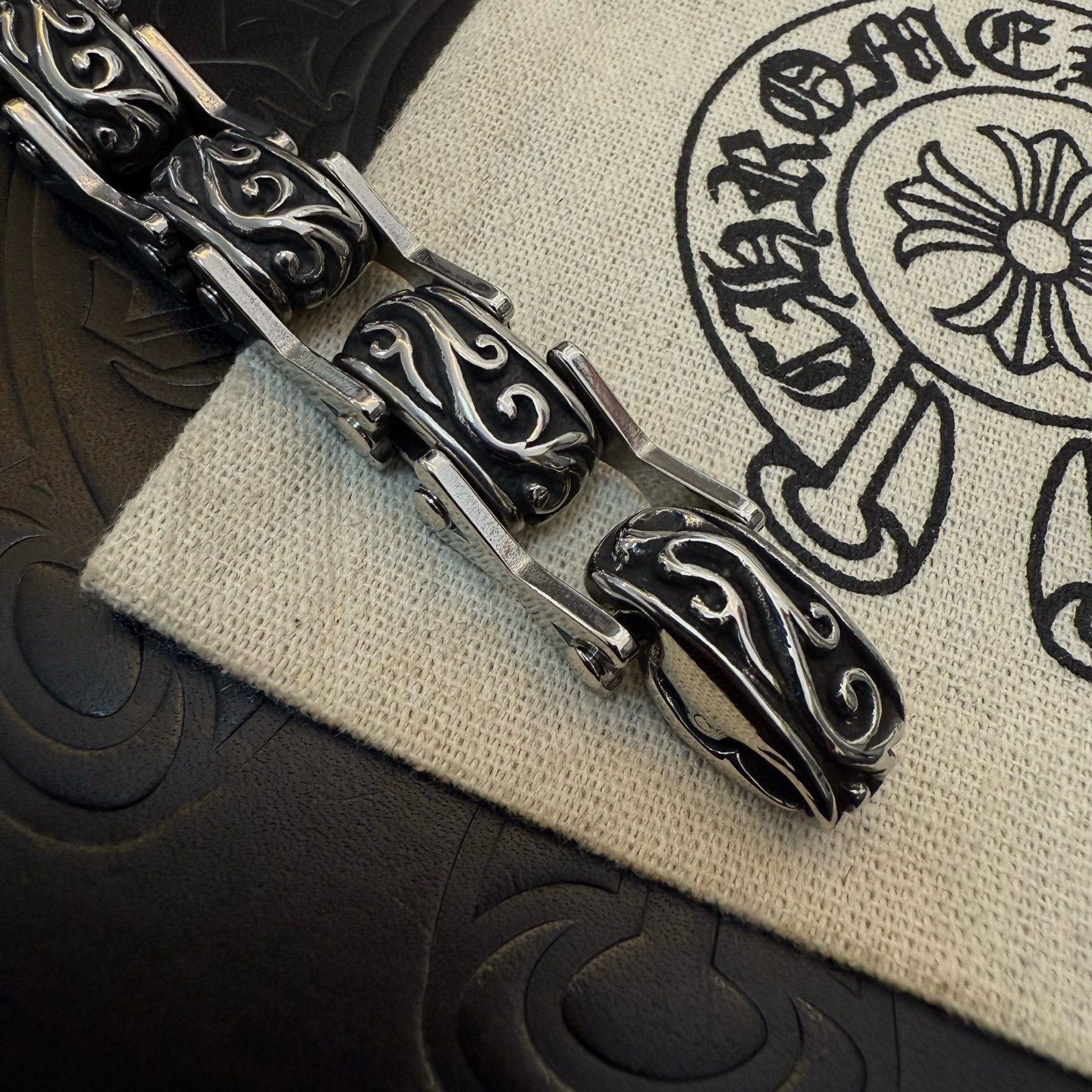 クロムハーツ「Chrome Hearts」ブレスレット - ヴィンテージ＆ロックテイスト ペア用