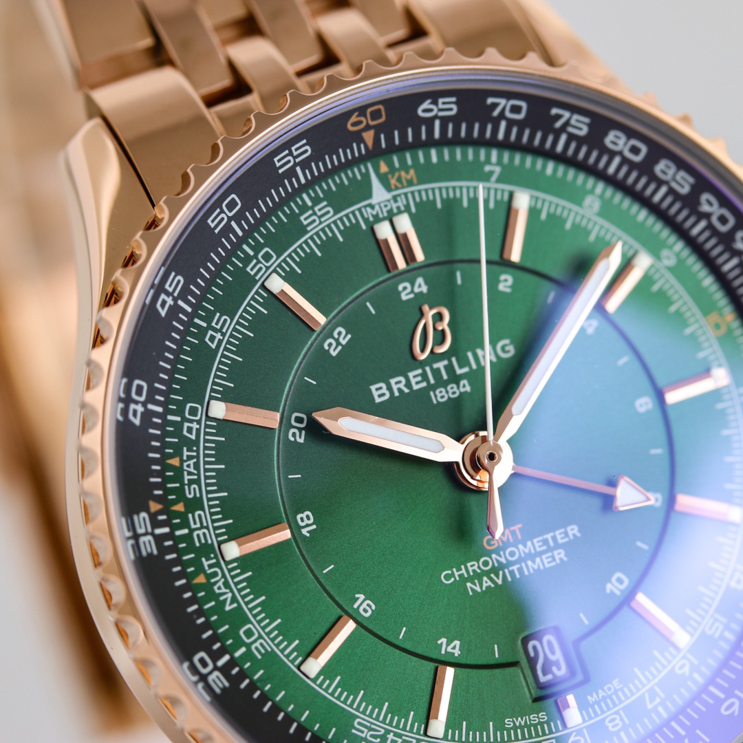 ブライトリング［Breitling］ナビタイマー1 シリーズ オートマティック41MM 腕時計