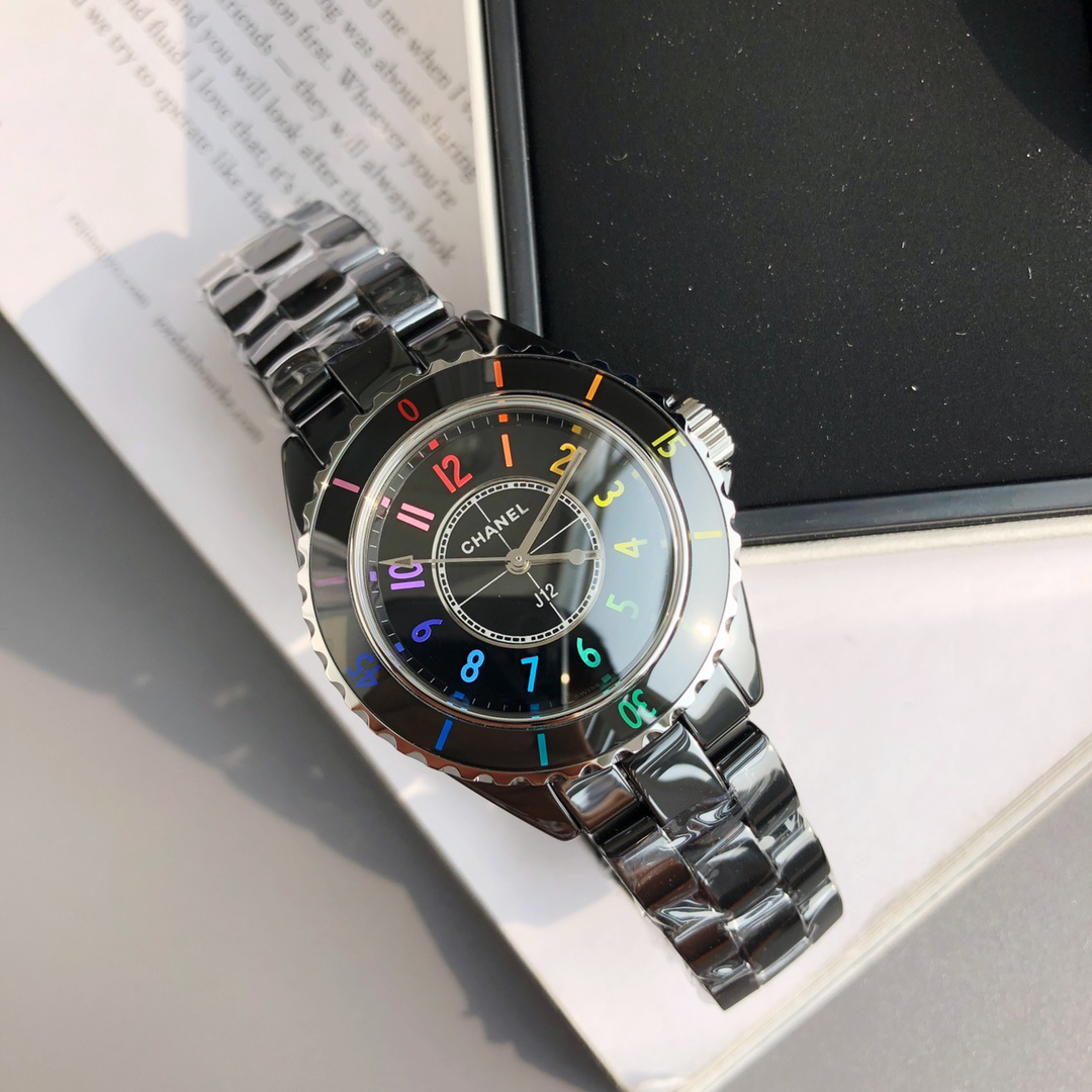 シャネル「Chanel」J12 キャリバー 33MM