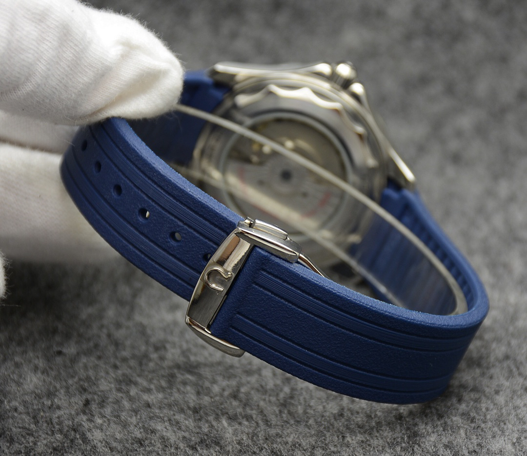 オメガ「Omega」シーマスター クラシック メンズ メカニカル ウォッチ41mm