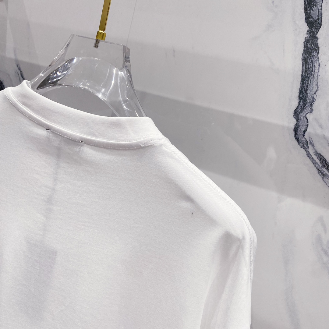 ヴェルサーチ「Versace」クルーネックTシャツ サーキュラーメドゥーサロゴプリント