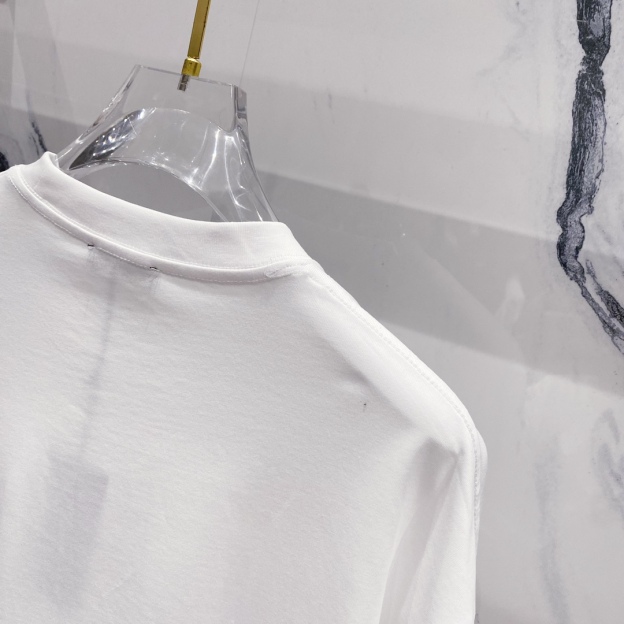 ヴェルサーチ「Versace」クルーネックTシャツ サーキュラーメドゥーサロゴプリント