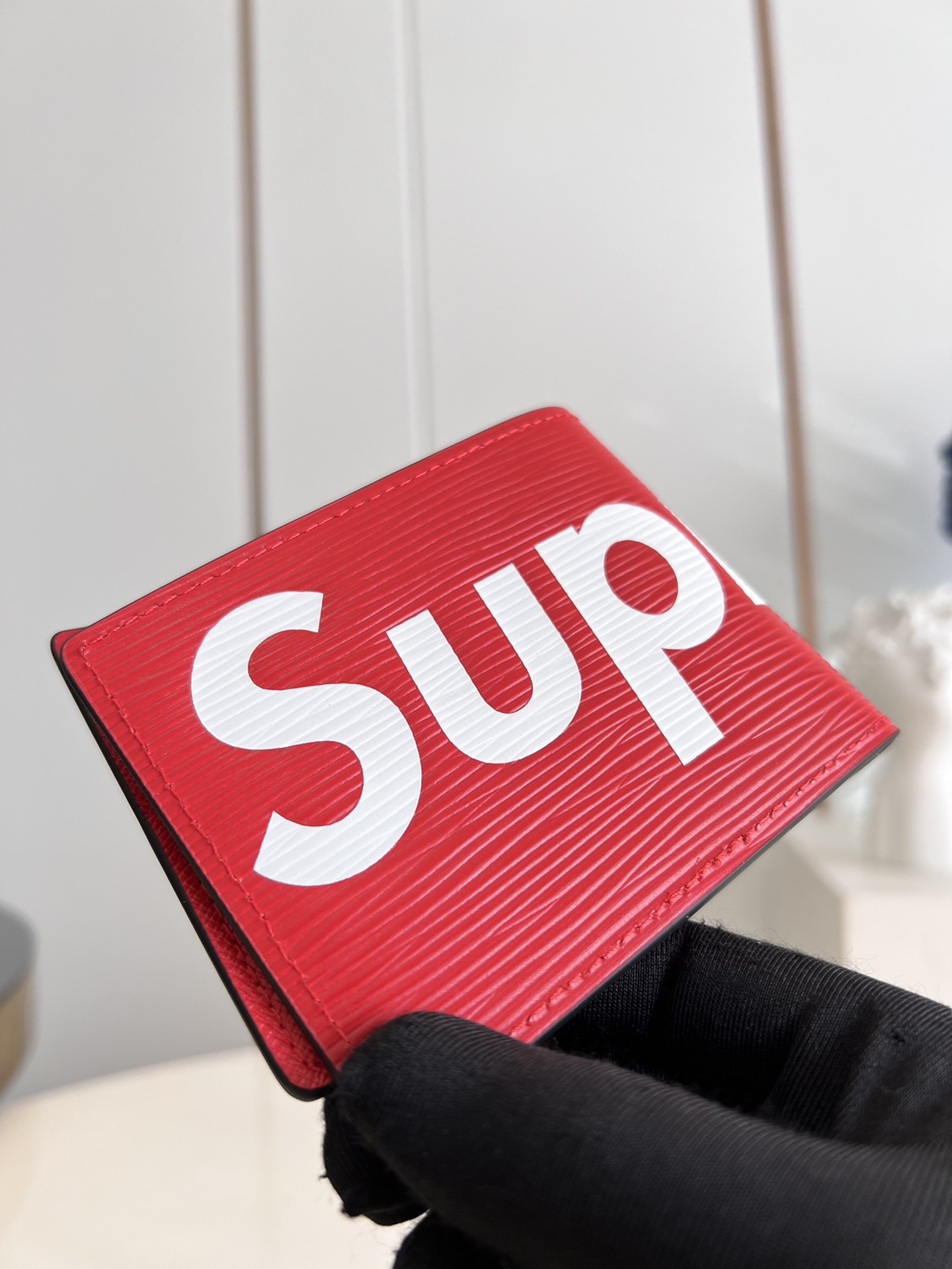 ルイ・ヴィトン「Louis Vuitton」LV ✕ Supreme コラボ ポルトフォイユ･ミュルティプル