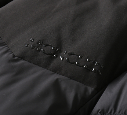 モンクレール「Moncler」秋冬 ダウンコート