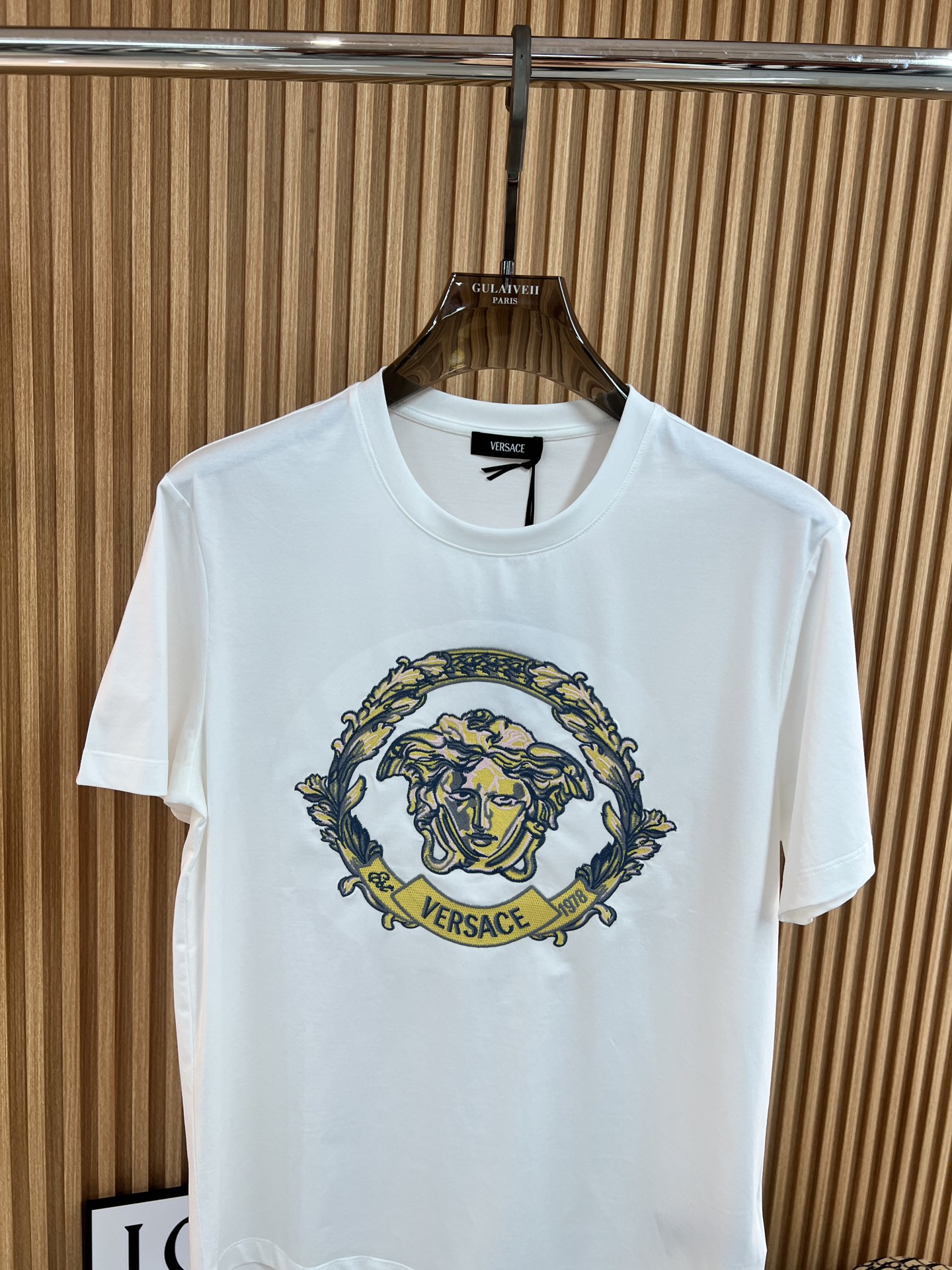 ヴェルサーチ「Versace」2025SS メドゥーサ1978 スワロフスキー刺繍Tシャツ