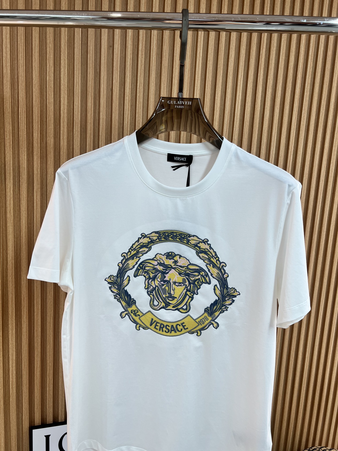 ヴェルサーチ「Versace」2025SS メドゥーサ1978 スワロフスキー刺繍Tシャツ
