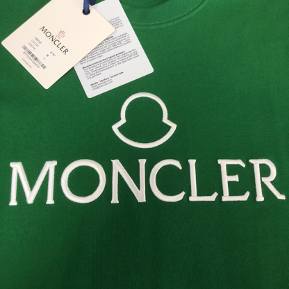 【ワンフォーワン】モンクレール「Moncler」サマー クルーネック 刺繍 Tシャツ【在庫僅少】